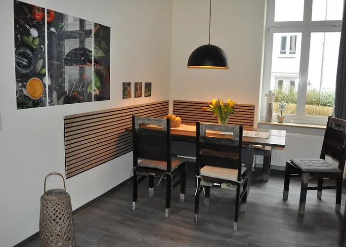 Elisabett Erfurt - Apartment Elisa - 4 Schlafzimmer Und 2 Baeder, Bis 6 Personen