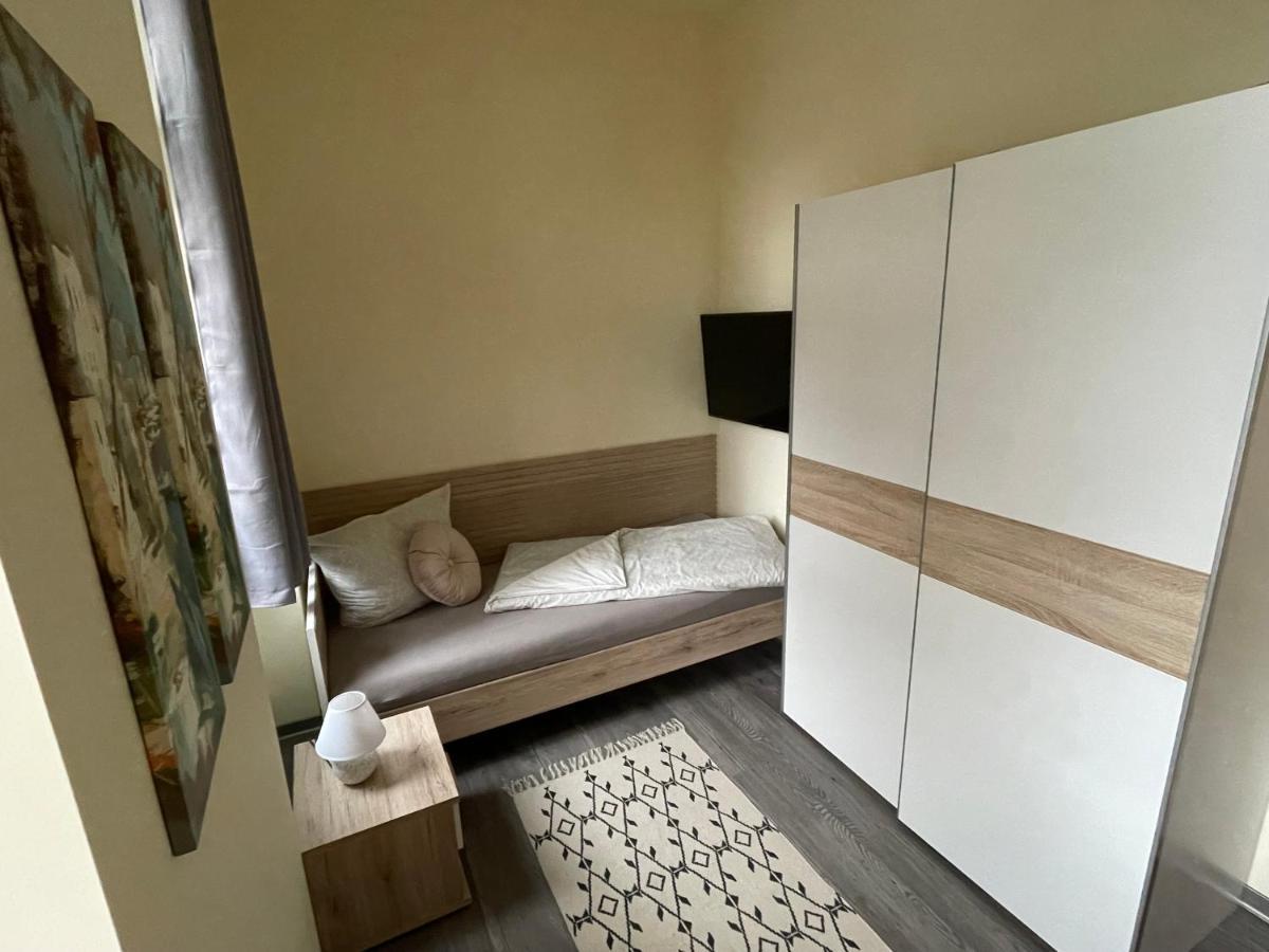 Apartment Elisabett - Elisa - 4 Schlafzimmer Und 2 Baeder, Bis 6 Personen Erfurt